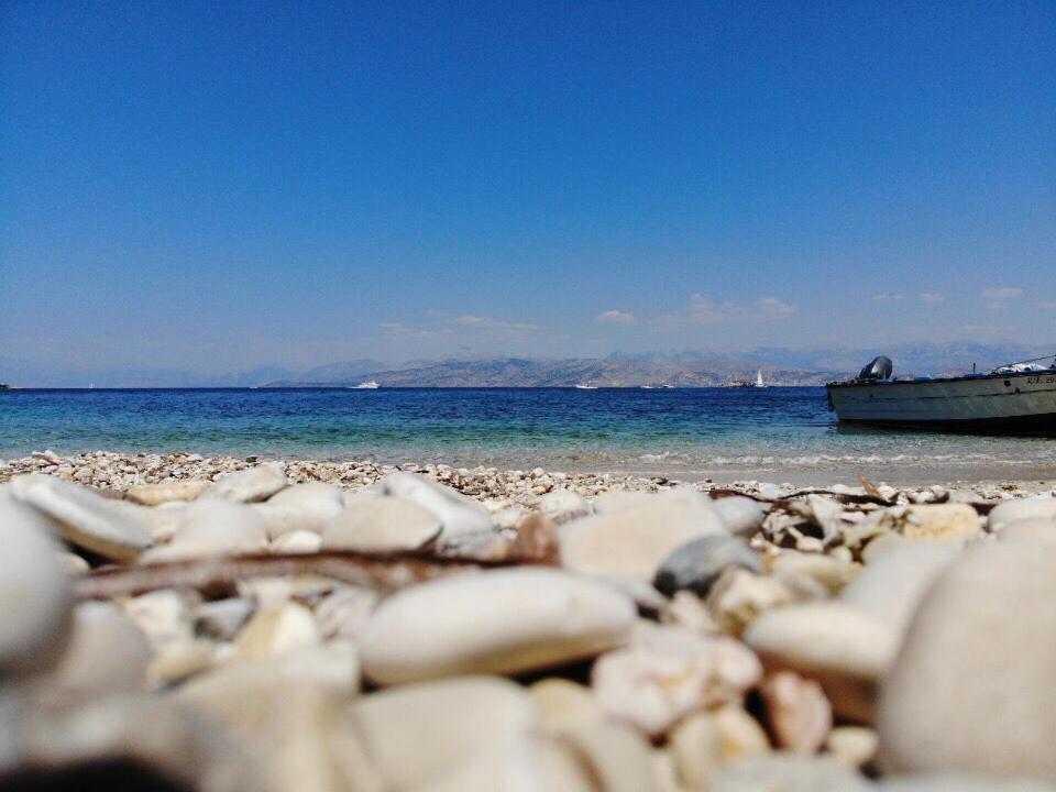 ホテル Maria Corfu Loustri Gimari エクステリア 写真