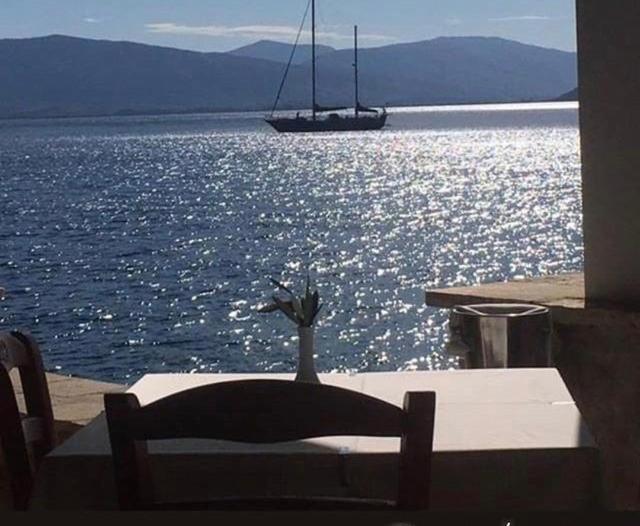 ホテル Maria Corfu Loustri Gimari エクステリア 写真